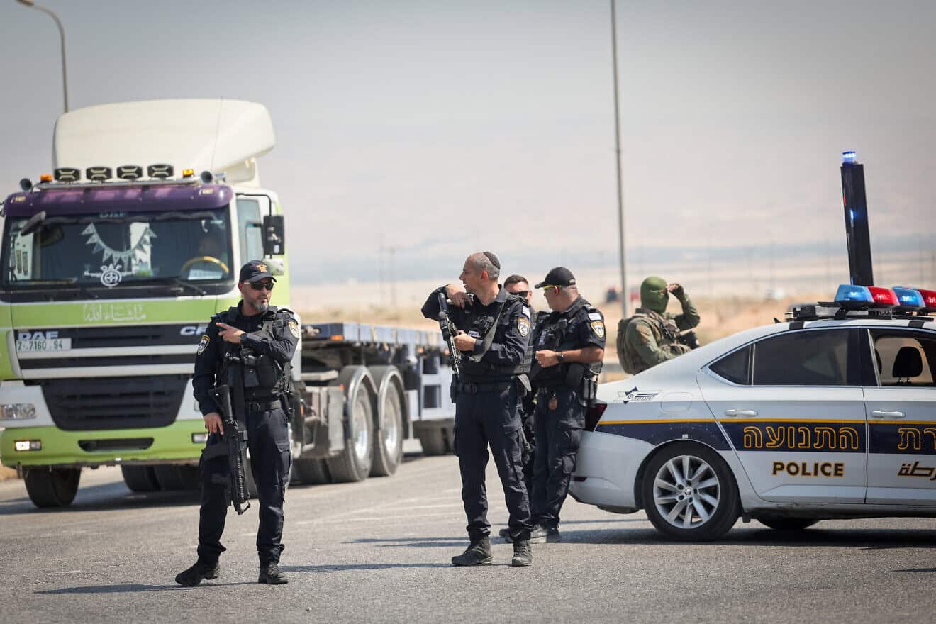 Police at the Allenby Bridge crossing to Jordan after three Israelis were killed by a terrorist on Sept. 8, 2024. Photo by Yonatan Sindel/Flash90.