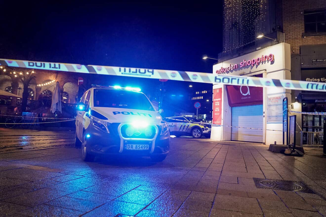 Police officers work at the scene of a shooting in the Sinsen District in Oslo, Norway, on Dec. 17, 2023. Photo by Stian Lysberg Solum/NTB/AFP via Getty Images.