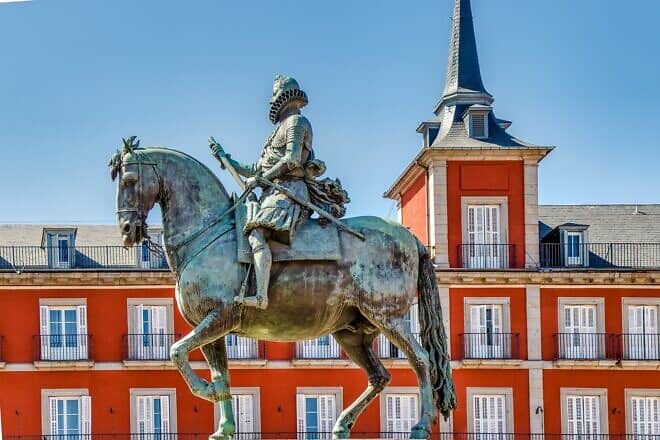 Statue in front of Plaza Mayor in Madrid, Spain. Credit: NextVoyage/Pixabay.
