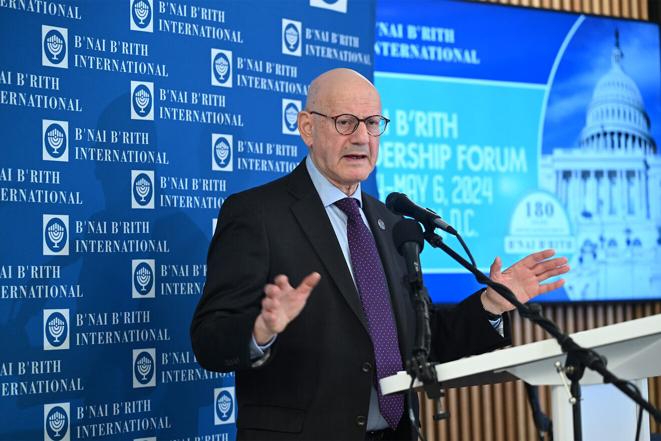 Daniel S. Mariaschin, CEO of B'nai B'rith International, speaks at the nonprofit's leadership forum in May 2024. Credit: Leslie E. Kossoff/LK Photos.