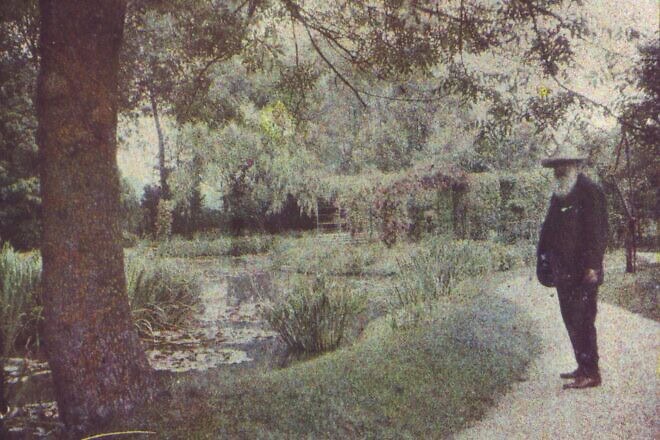 Cluade Monet and his gardens scanned from “Monet” by DuMont, Köln 1985. Credit: Wikipedia Commons.