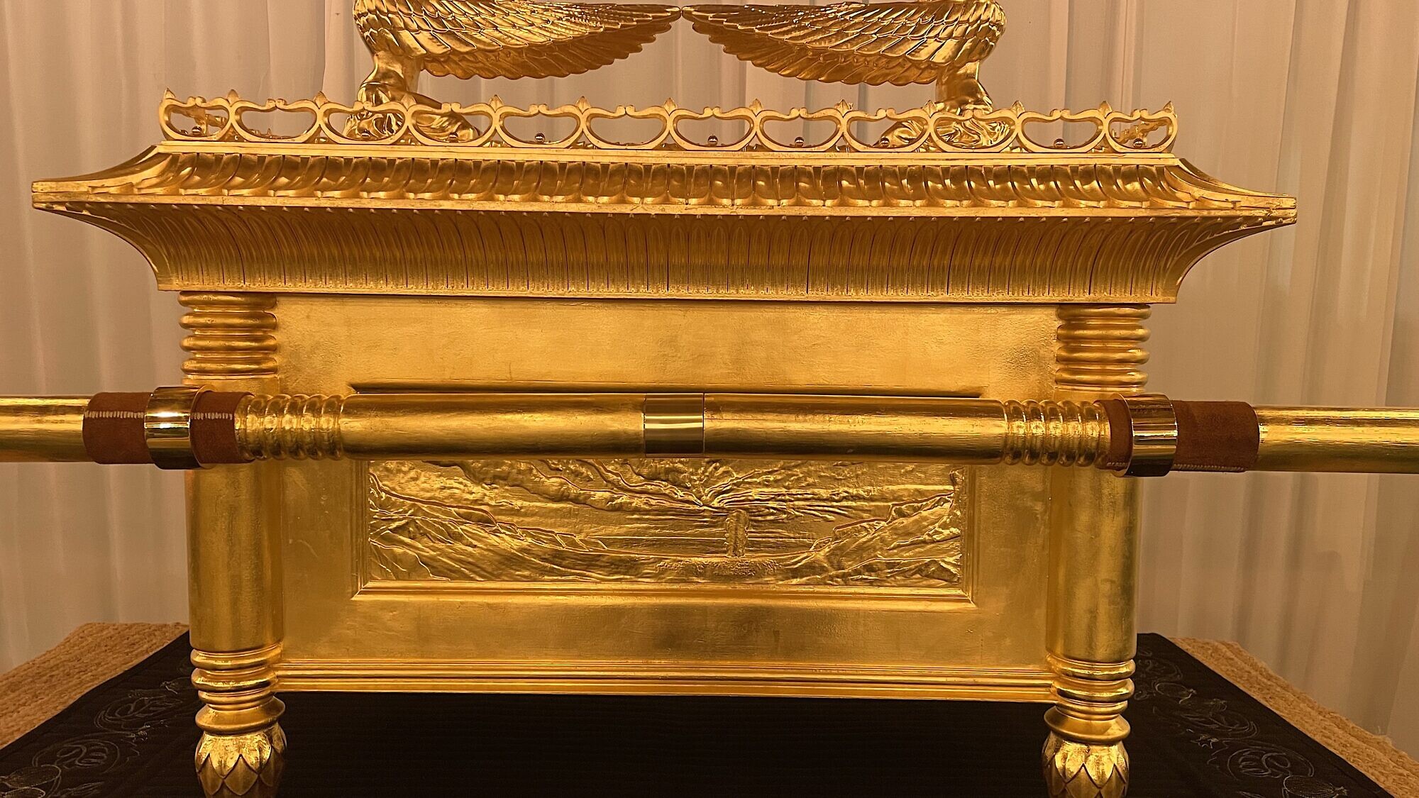 A replica of the Ark of the Covenant displayed in Jerusalem on Oct. 20, 2024. Photo by Alex Traiman.