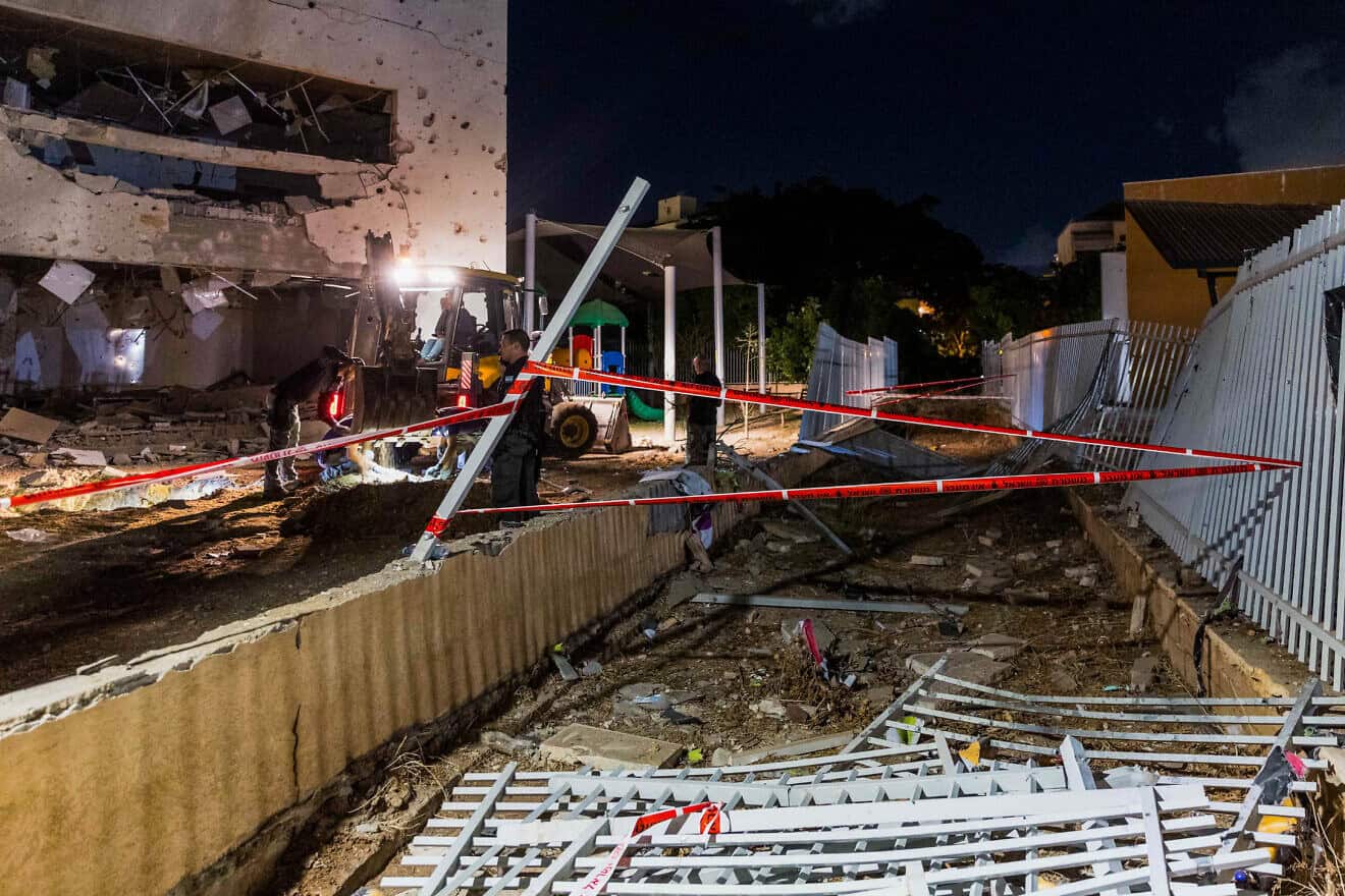 The site where a missile fired from Iran hit a school in the town of Gedera in central Israel, Oct. 1, 2024. Photo by Liron Moldovan/Flash90.