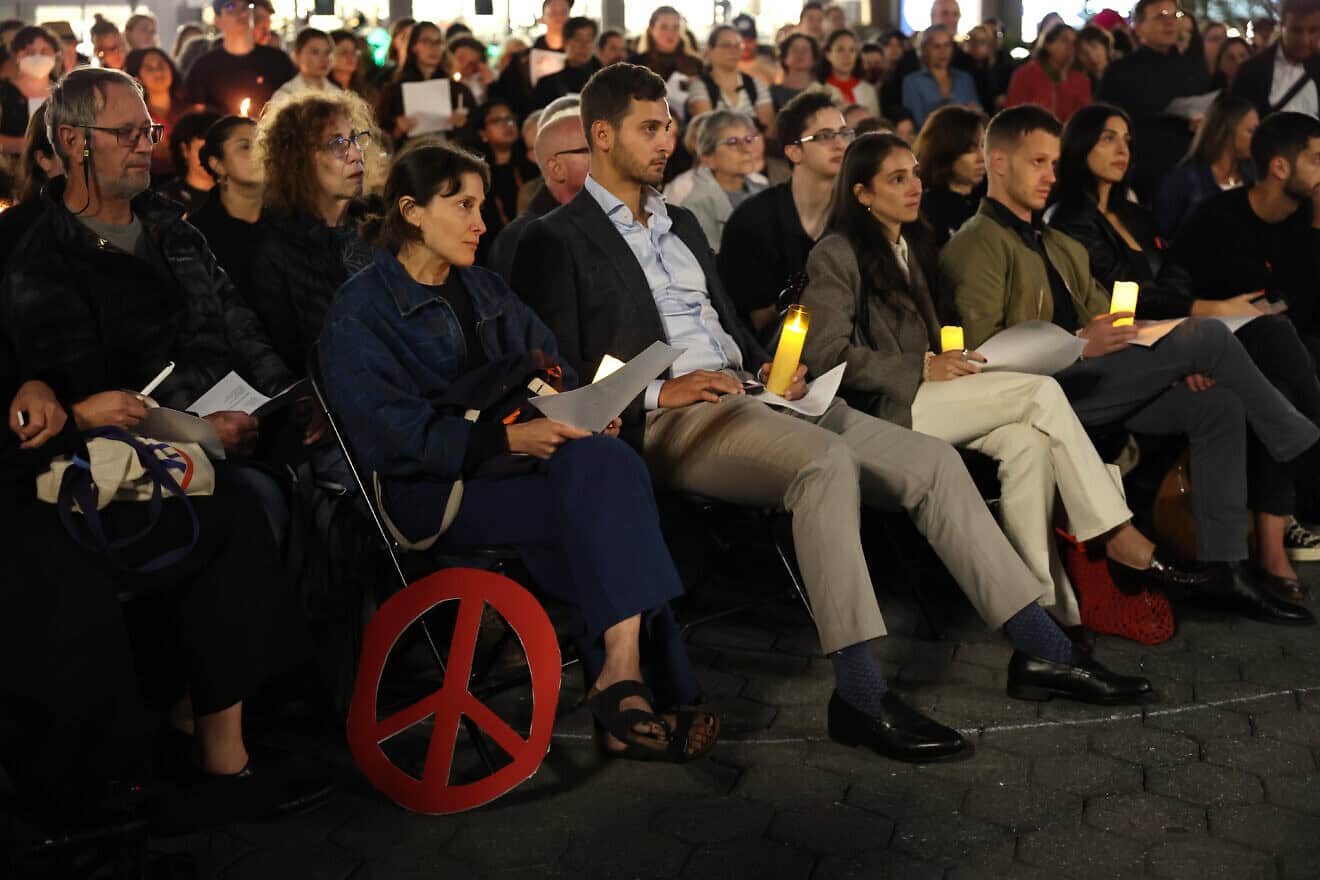 Jewish and pro-Israel supporters attend a vigil at Union Square in New York City to mark the one-year anniversary of the Hamas terrorist attacks in southern Israel, Oct. 7, 2024. Photo by Michael M. Santiago/Getty Images.