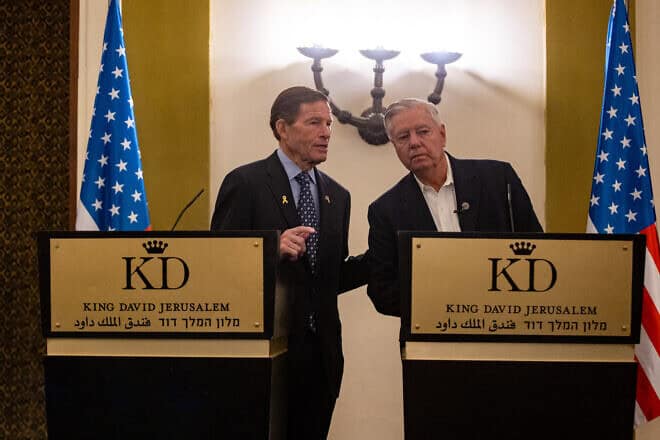 U.S. Senators Richard Blumenthal (left) and Lindsey Graham hold a press conference at the King David hotel in Jerusalem, Oct. 8, 2024. Photo by Oren Ben Hakoon/Flash90.