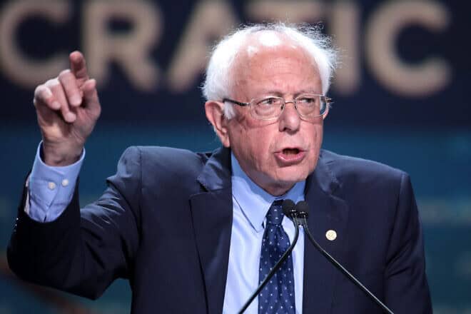 U.S. Senator Bernie Sanders speaking with attendees at the 2019 California Democratic Party State Convention at the George R. Moscone Convention Center in San Francisco, June 2, 2019. Gage Skidmore/Flickr.