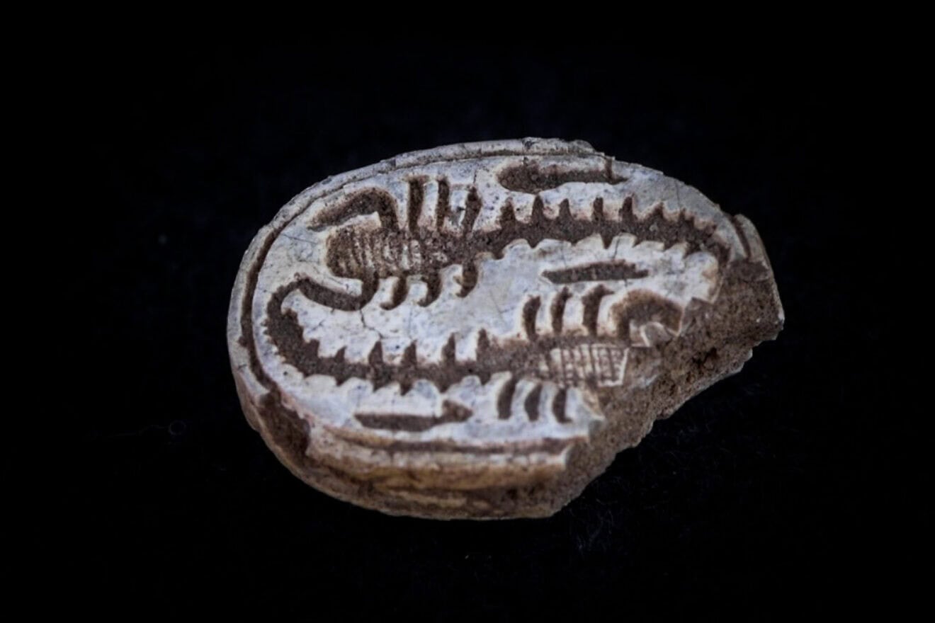 The Egyptian amulet found at Tel Qana in Ramat Hasharon. Photo by Emil Aladjem/Israel Antiquities Authority.