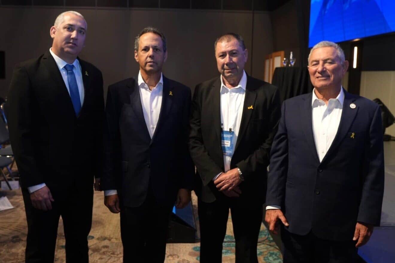 From left: Yehuda Setton, Jewish Agency CEO and director general; Mark Wilf, chairman of the Board of Governors; newly elected Board of Governors member Col. Mofid Marai; and Jewish Agency chairman, Maj. Gen. (res.) Doron Almog. Photo by Lior Daskal.