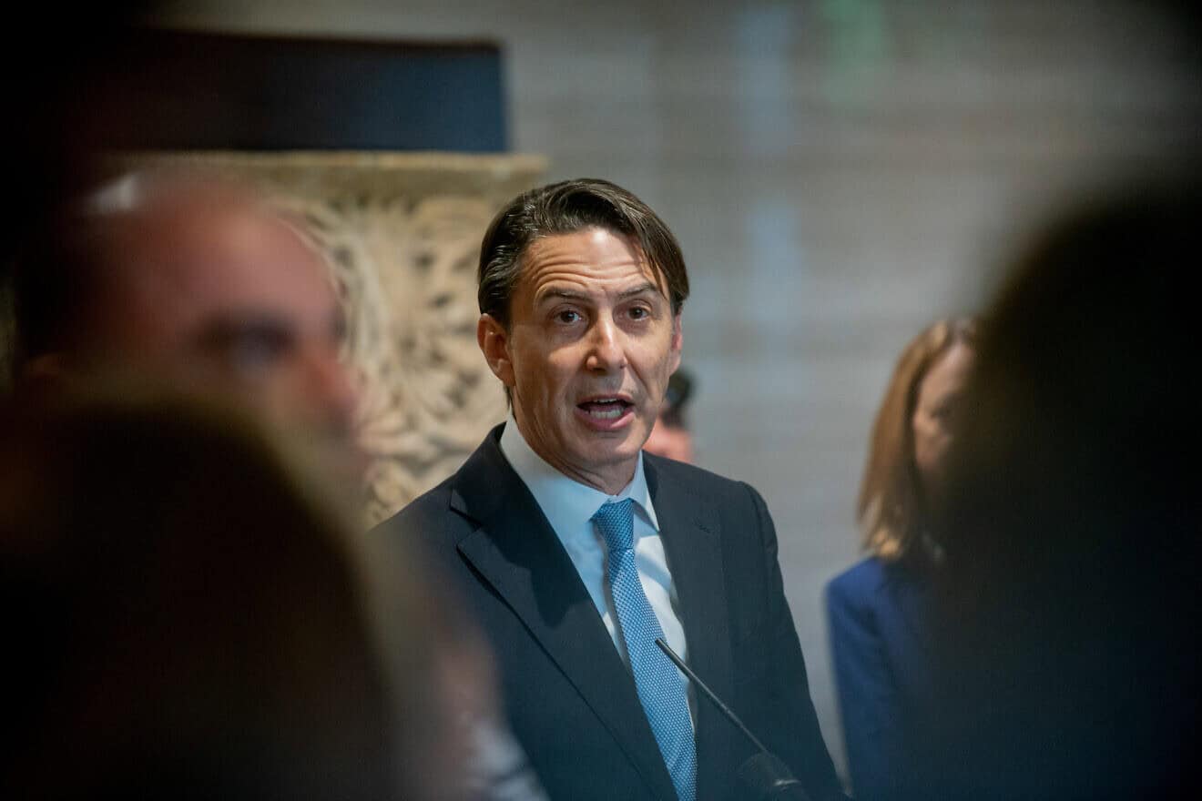 U.S. special envoy Amos Hochstein speaks to reporters after a meeting with Lebanon's Parliament Speaker Nabih Berri in Beirut on Oct. 21, 2024. Photo by Fadel Itani/Middle East Images/AFP via Getty Images.