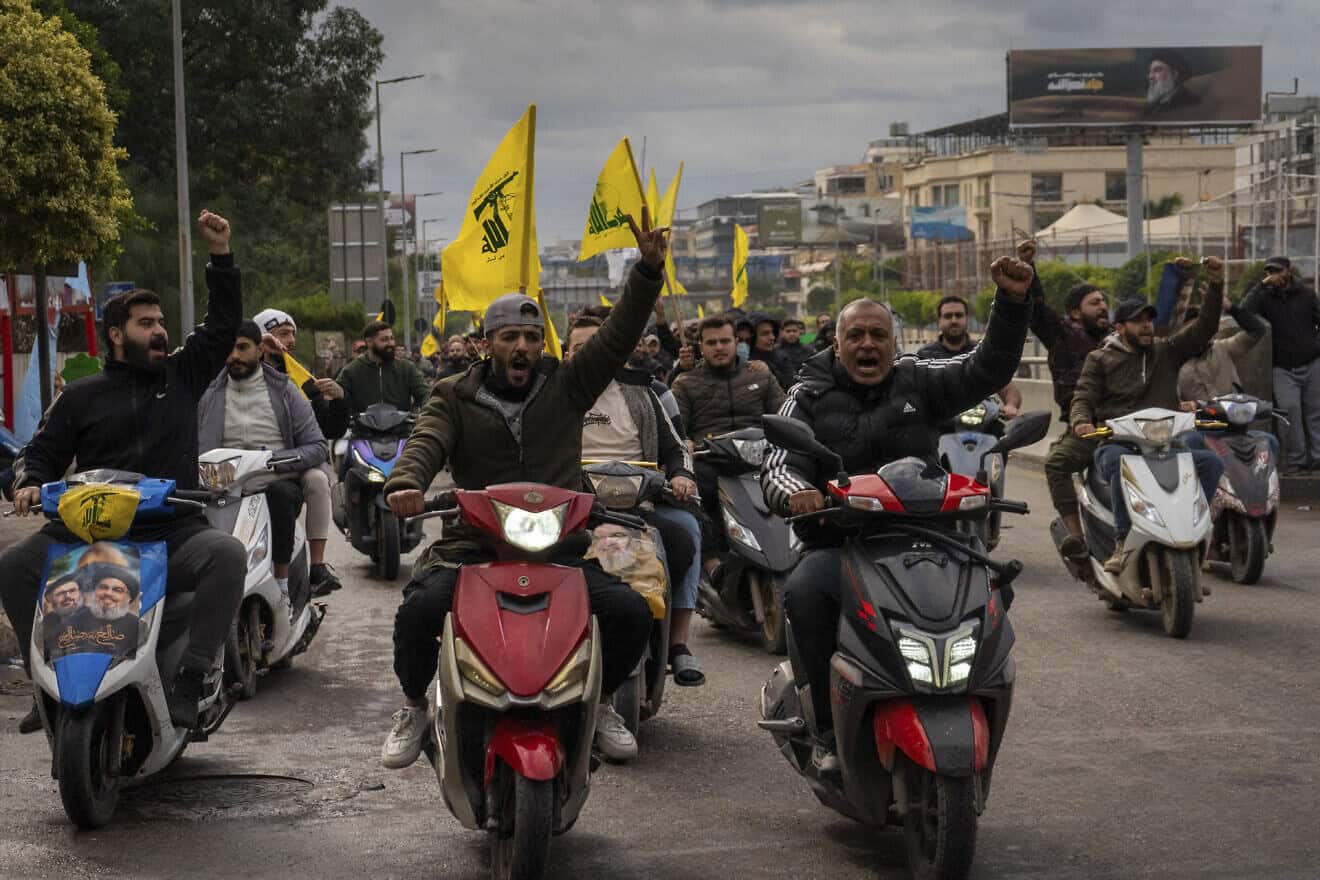 Scenes in Dahieh in Beirut's southern suburbs, as residents head back to their homes after Israel and Lebanon agreed on a ceasefire after more than a year of war. Photo by Nael Chahine/Middle East Images/AFP via Getty Images.