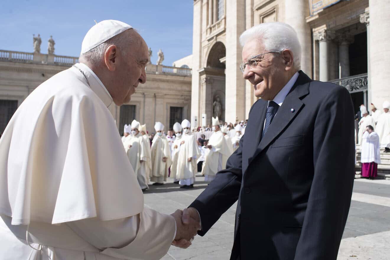 Pope Francis with Italy's President Sergio Mattarella in 2022. Credit: Quirinale via Wikimedia Commons.