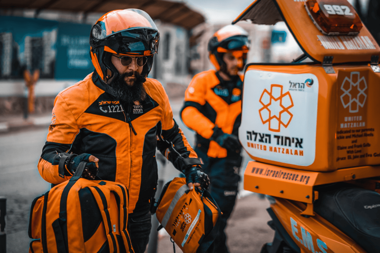 Volunteer emergency medical technicians with United Hatzalah. Credit: Courtesy of United Hatzalah.