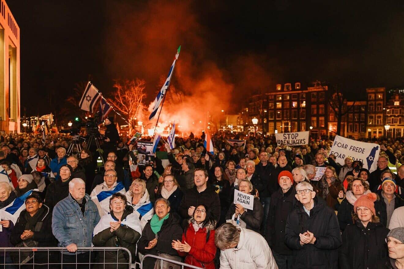 Demonstrators attend a pro-Israel rally in Amsterdam on Nov. 28, 2024. Credit: Courtesy of Christians for Israel.
