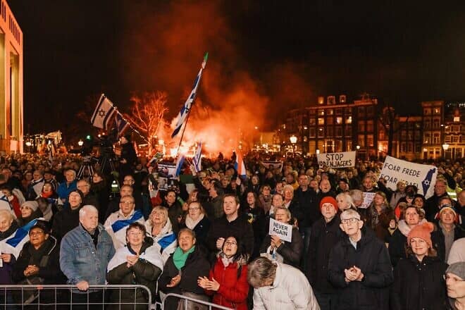 Demonstrators attend a pro-Israel rally in Amsterdam on Nov. 28, 2024. Credit: Courtesy of Christians for Israel.