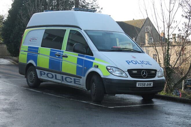 A van belonging to the Gloucestershire Constabulary, Jan. 7, 2014. Source: Wikimedia Commons.