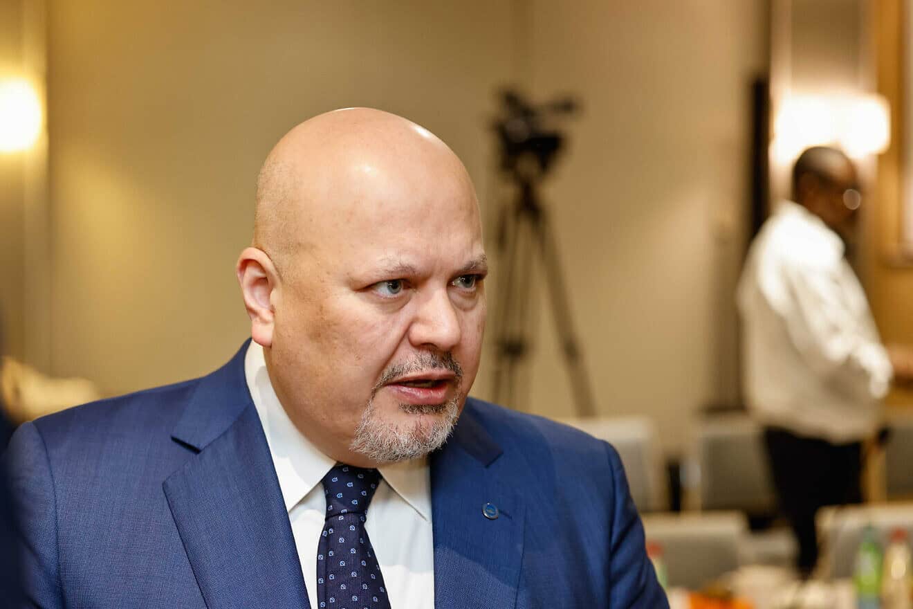 ICC Chief Prosecutor Karim Khan at the Dutch Foreign Ministry in The Hague on April 11, 2022. Photo by Raoul Somers via Wikimedia Commons.