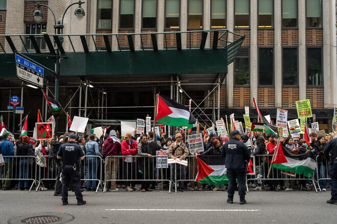 Anti-Israel protesters gather near the Consulate General of Israel in New York on Oct. 9, 2023, two days after Hamas's terror attack in southern Israel. Photo by Adam Gray/AFP via Getty Images.