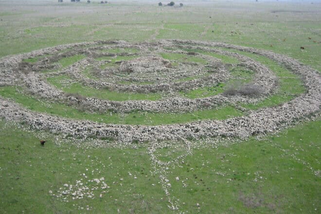 The Gilgal Refa'im megalithic monument in the Golan Heights. Photo by Assaf C. via Wikimedia Commons.