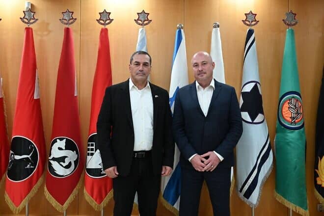 Israeli Defense Ministry Director General Maj. Gen. (res.) Eyal Zamir with Director General of the Modernization Division in Slovakia’s Defense Ministry, Martin Čatloš. Credit: Israeli Ministry of Defense.