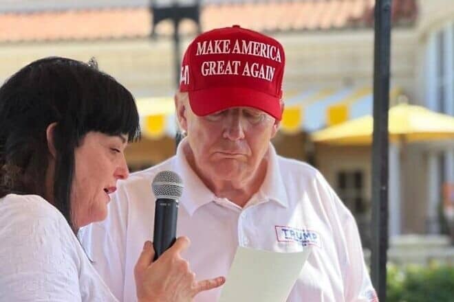 Judith Raanan, a former hostage held by Hamas in the Gaza Strip along with her daughter, meets President-elect Donald Trump in Florida on Dec. 10, 2024. Credit: Courtesy of the Hostages and Missing Families Forum.