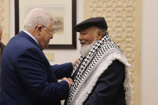 Palestinian Authority leader Mahmoud Abbas with Fuad Shubaki, March 2023 Source: “Wafa” News Agency via MEMRI.