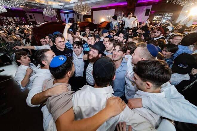 College students from several different countries gathered in Brooklyn, N.Y., recently for a Chabad on Campus International gathering. Credit: Courtesy.