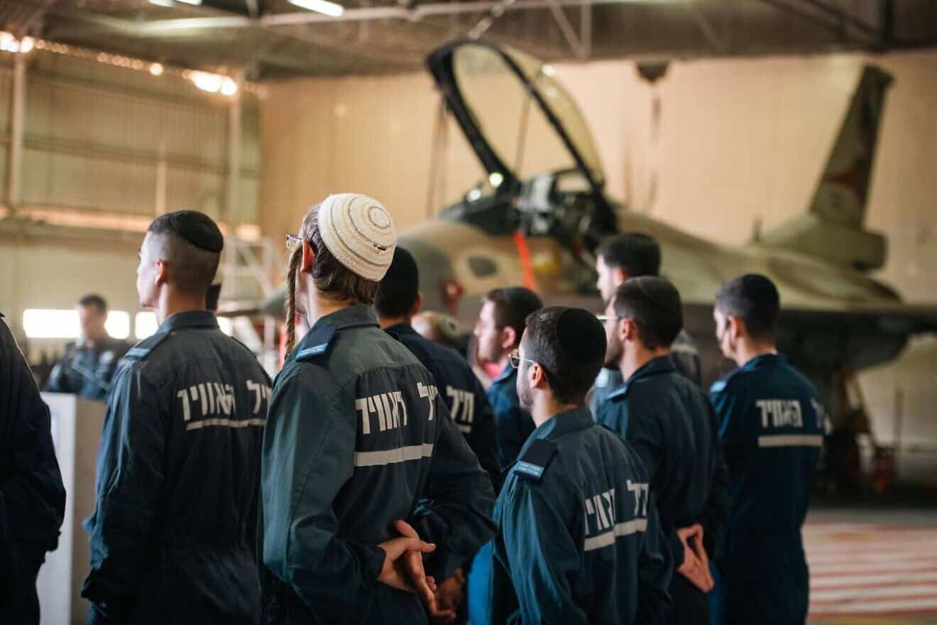 Haredi soldiers at the graduation ceremony at the technical base in Haifa for the Level A Technician Course on Dec. 3, 2024. Credit: IDF.