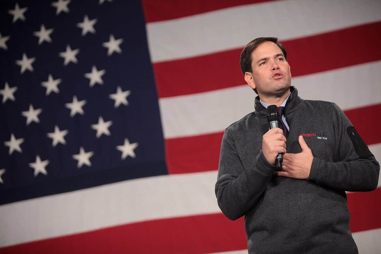 Then-Sen. Marco Rubio (R-FL) speaking at an Iowa Growth & Opportunity Party event in Des Moines, Iowa, on Oct. 31, 2015. Credit: Gage Skidmore via Wikimedia Commons.
