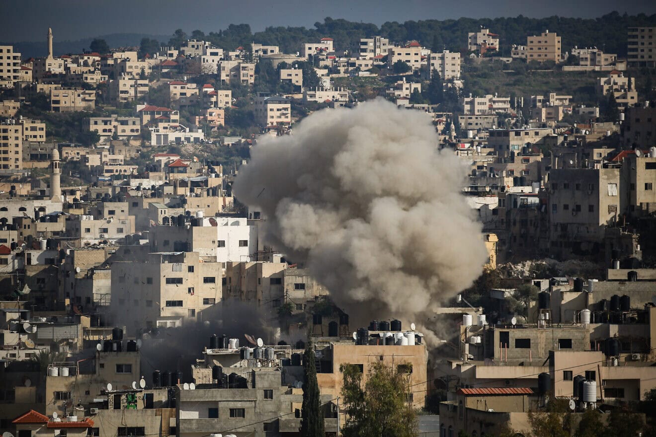 Smoke rises during an Israeli military operation, in the Samaria city of Jenin, Jan. 24, 2025. Photo by Nasser Ishtayeh/Flash90.