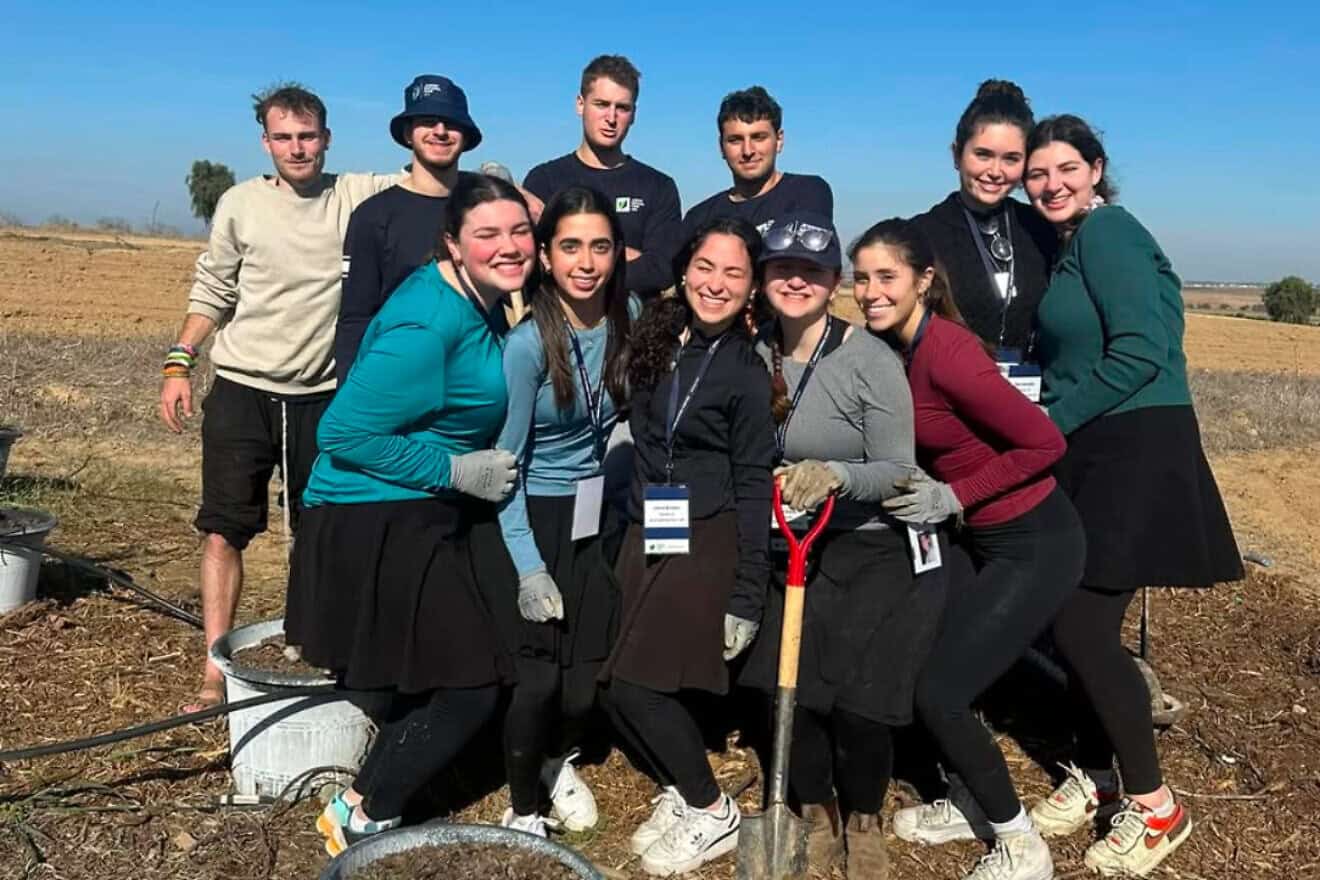 Students volunteered on Israeli farms during their alternative winter break. Credit: Courtesy Jewish National Fund-USA.