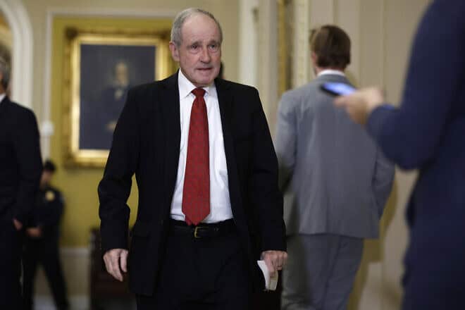Sen. James Risch (R-Idaho) arrives for the Senate Republican leadership elections at the U.S. Capitol on Nov. 13, 2024 in Washington, D.C. Photo by Kevin Dietsch/Getty Images.