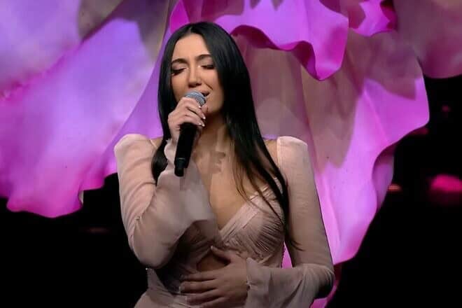 Yuval Raphael in the "Hakochav Haba" ("Rising Star") song competition. Credit: Channel 12/YouTube.