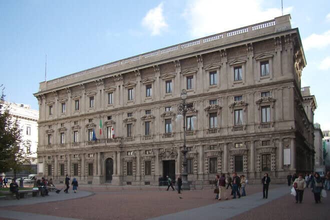 Palazzo Marino in Milan, Italy, seat of the municipality, 2009. Credit: Arbalete via Wikimedia Commons.