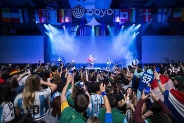 Jewish teens from the United States and abroad at the opening ceremony of BBYO's International Convention in Denver on Feb. 13, 2025. Credit: Jason Dixson Photography.