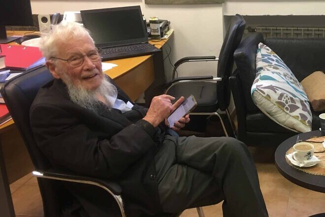 Nobel Laureate Yisrael (Robert J) Aumann in his office at Hebrew University in Jerusalem, Feb. 23, 2025, Photo by David Isaac.