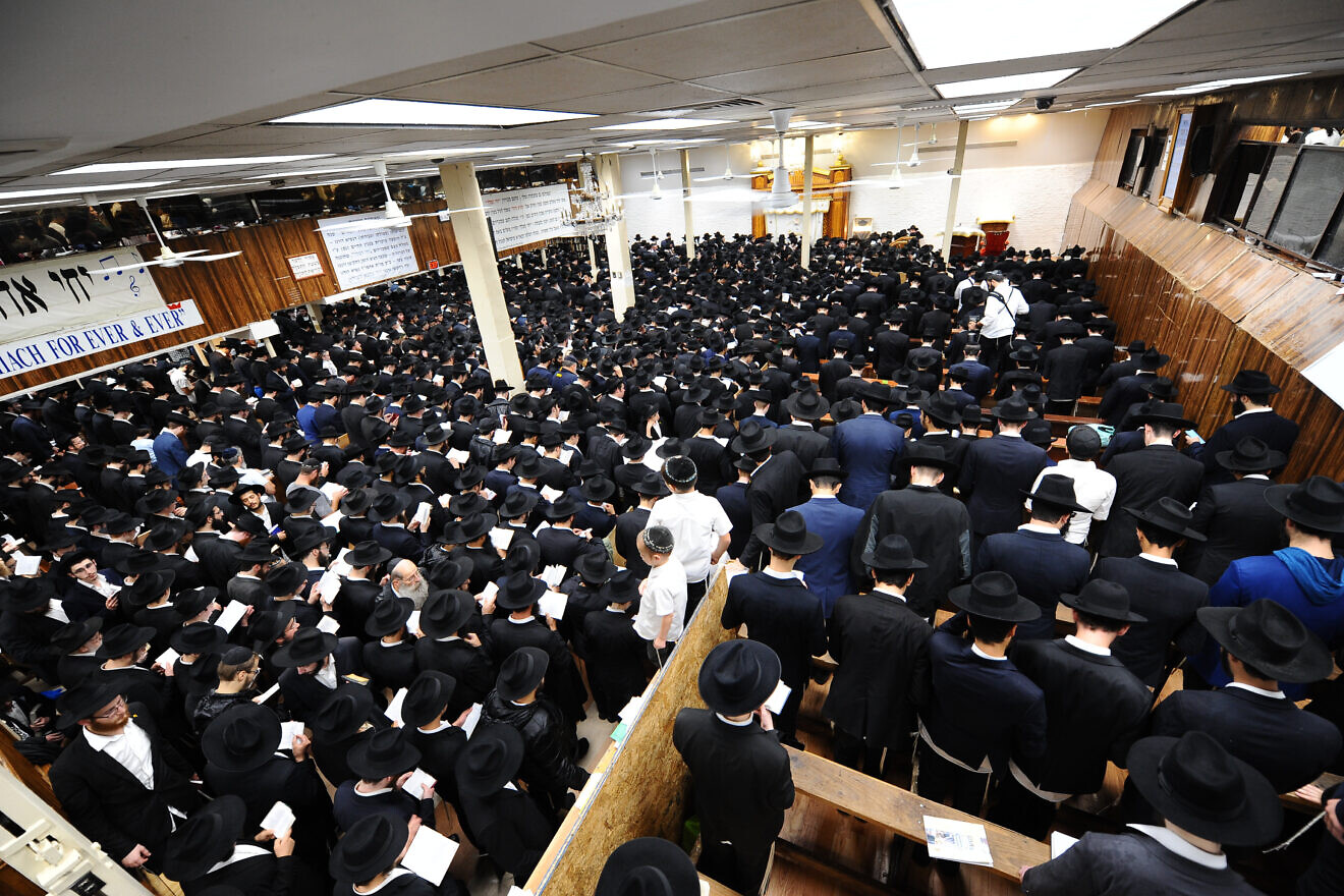 Prayer at a Chabad house in Brooklyn, New York City, Sept. 18, 2018. Credit: Mendy Hechtman/Flash90.