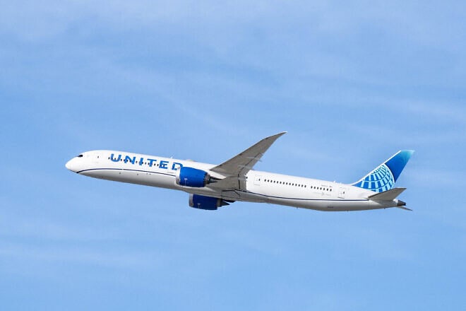 A United Airlines Boeing 787-10 Dreamliner takes off from Los Angeles International Airport, on Jan. 24, 2025. Photo by AaronP/Bauer-Griffin/GC Images.