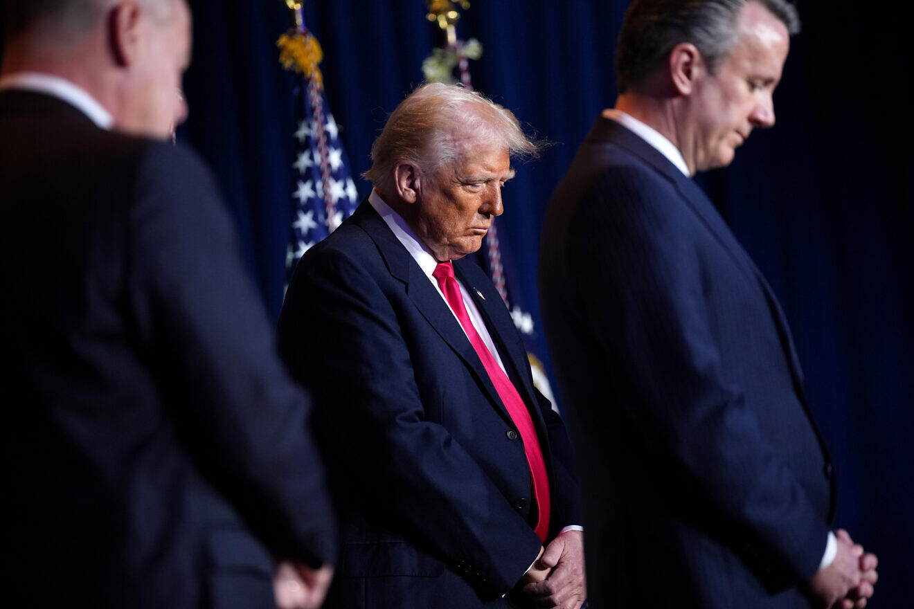 U.S. President Donald Trump participates in prayer at the National Prayer Breakfast sponsored by the The Fellowship Foundation at the Washington Hilton in Washington, D.C., on Feb. 6, 2025. Photo by Andrew Harnik/Getty Images.