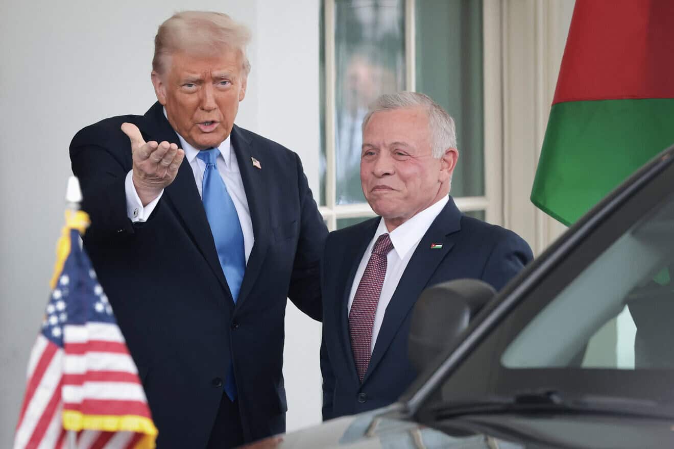 U.S. President Donald Trump greets Jordan's King Abdullah II bin Al-Hussein (R) as he arrives at the White House on Feb. 11, 2025 in Washington, D.C. Photo by Win McNamee/Getty Images.