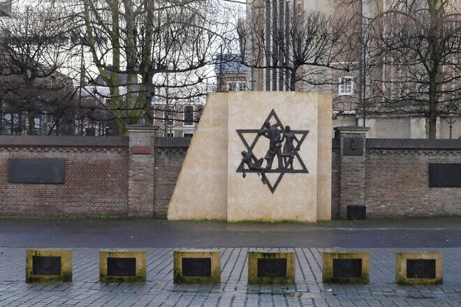 A view of the monument at the Rabbi Meijer Square in The Hague, Netherlands pictured here in 2021. Photo: FredTC/Wikimedia Commons.