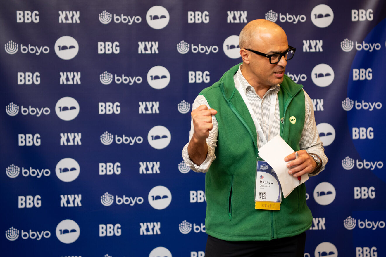 Matthew Grossman, CEO of BBYO, at the youth group's annual conference in Aurora, Colo., on Feb. 13, 2025. Credit: Michael Kandel Photography.