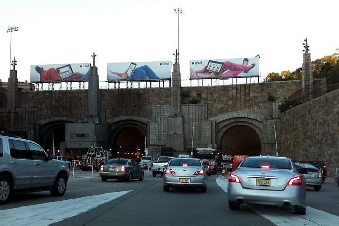Cars entering the Lincoln Tunnel in New Jersey on Oct. 2, 2010. Photo by Dan Souza/Wikimedia Commons.