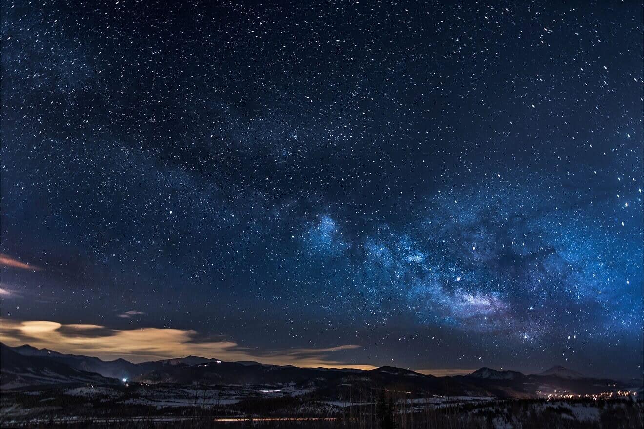 Stars and sky, Credit: viennopro/Pixabay.