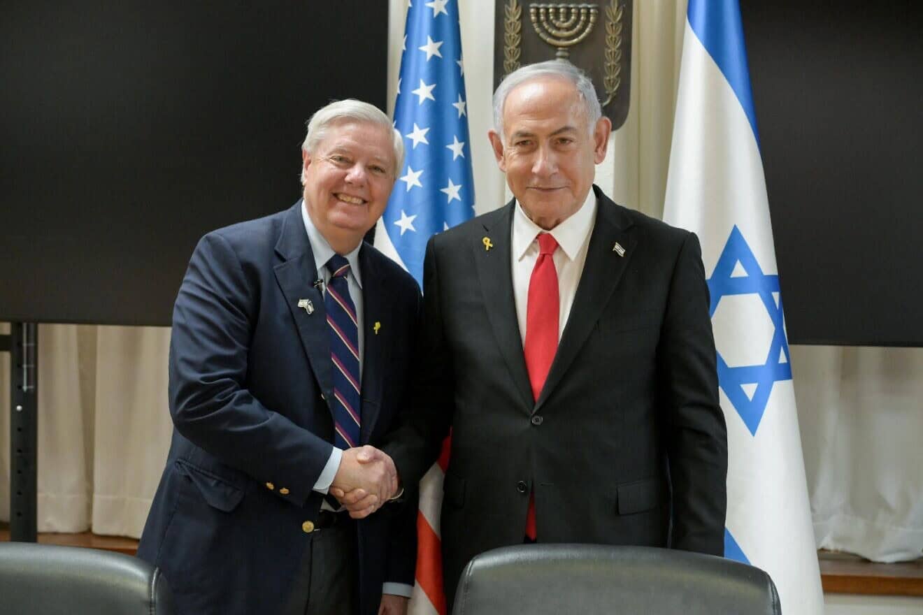 Sen. Lindsey Graham (R-S.C) meets with Israeli Prime Minister Benjamin Netanyahu at the Kirya military headquarters in Tel Aviv, Feb. 17, 2025. Photo by Ma'ayan Toaf/GPO.