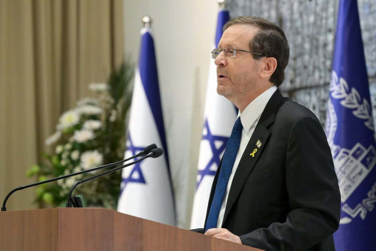 Israeli President Isaac Herzog delivers a speech urging the completion of the Gaza hostage deal with Hamas at the President's Residence in Jerusalem on Feb. 3, 2025. Photo by Ma'ayan Toaf/GPO.