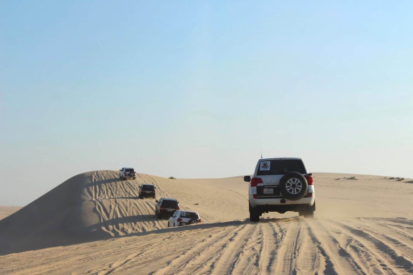 Trucks in Doha, Qatar. Credit:  thiagosalgados/Pixabay.
