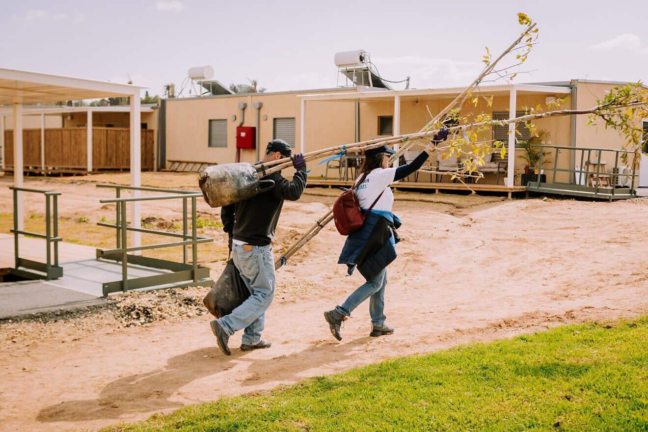 A five-year “greening” plan by Birthright Israel is aimed at improving the living conditions of Kibbutz Be’eri families devastated by the Oct. 7 Hamas-led terrorist attacks in southern Israel, Feb. 13 to April 4, 2025. Credit: Omriabz.