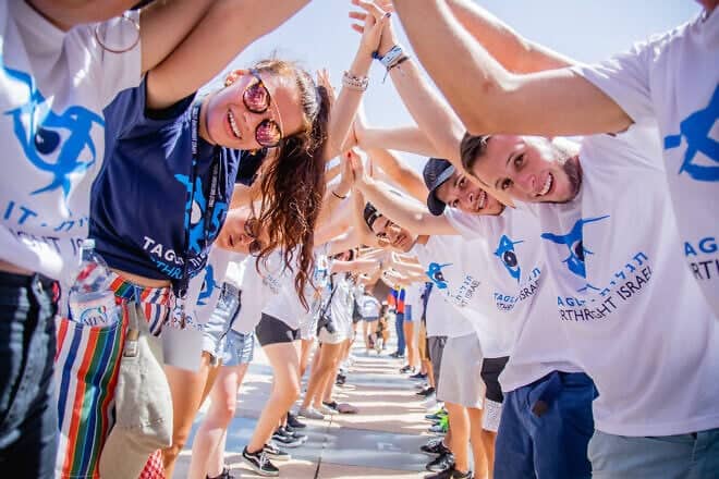 Participants on the Birthright Israel program. Credit: Birthright Israel.