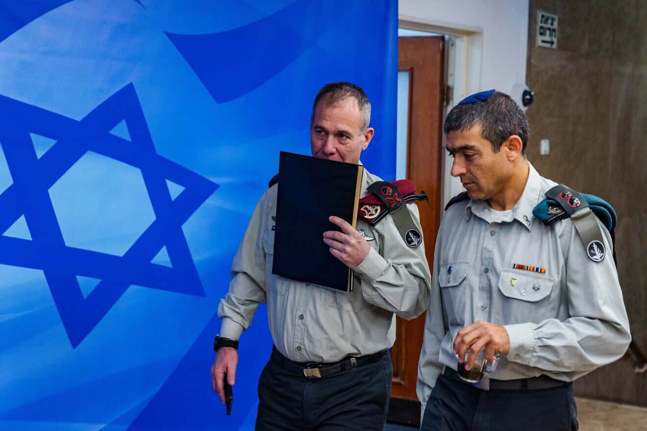 Israeli Prime Minister Benjamin Netanyahu's military secretary, Maj. Gen. Avi Gil, attends a government meeting at the Prime Minister's Office in Jerusalem, Jan. 8, 2023. Photo by Olivier Fitoussi/Flash90.