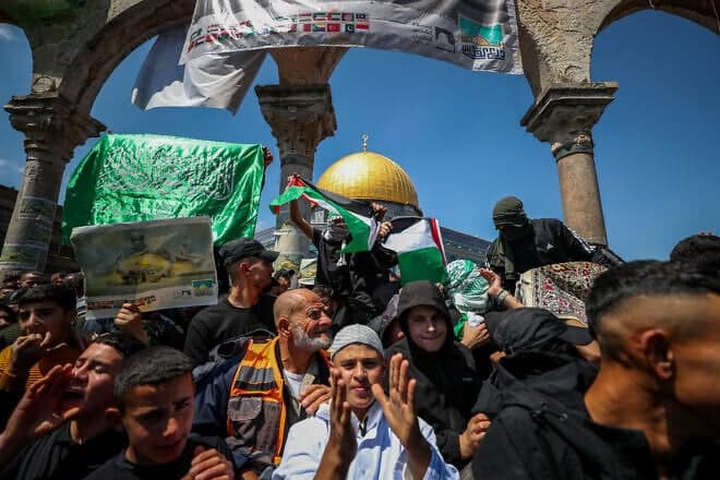 Palestinians protest after Friday prayers during the month of Ramadan at the Temple Mount in Jerusalem's Old City, April 14, 2023. Photo by Jamal Awad/Flash90.